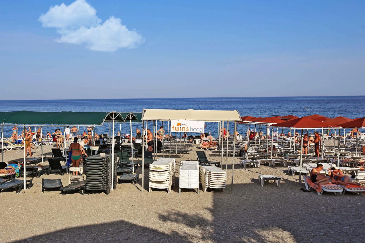 Kiris Twins Hotel מראה חיצוני תמונה
